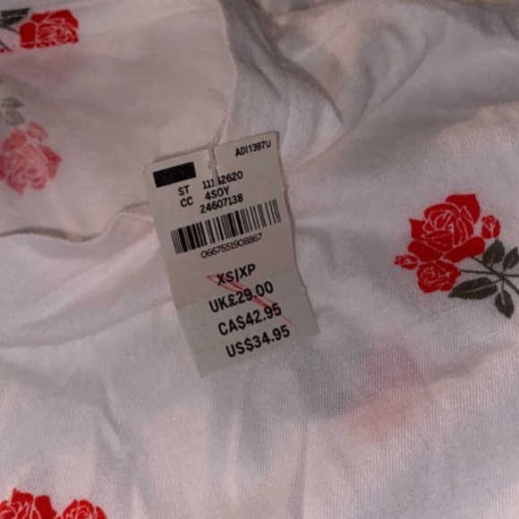 Victoria’s Secret lightweight 🌹🌹long sleeve pullover shirt tee top xs - Picture 6 of 6